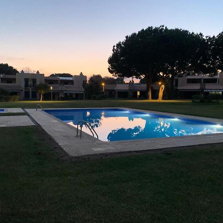 Casa De Ferias Com Piscina - Condominio Vilamouratenis Zewnętrze zdjęcie