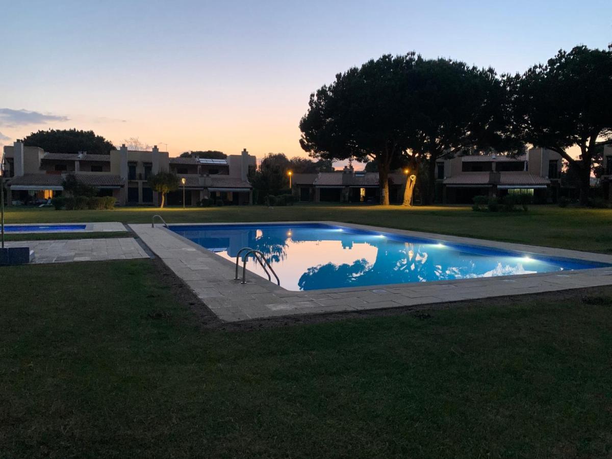 Casa De Ferias Com Piscina - Condominio Vilamouratenis Zewnętrze zdjęcie